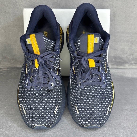 🔥🔥🔥Brooks Men's Athletic Shoes - Navy and Yellow Size: 9🔥🔥🔥 - Picture 4 of 11